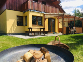 Отель Villa Lanovka Lipno 200  Липно Над Влтавой